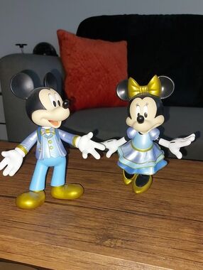 Disney Mickey & Minnie Metallic Blue and Gold Figure Set